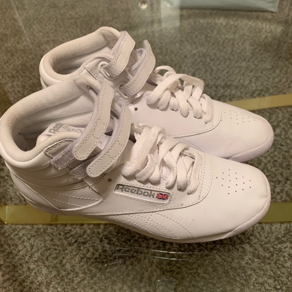 Women’s Reebok Classic